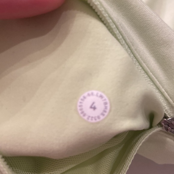 Lululemon shorts - Picture 3 of 4